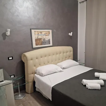 Story 2 Guest house Rome