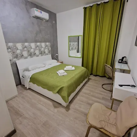 Story 2 Guest house Rome