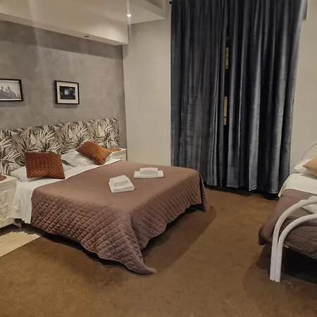 Story 2 Guest house Rome